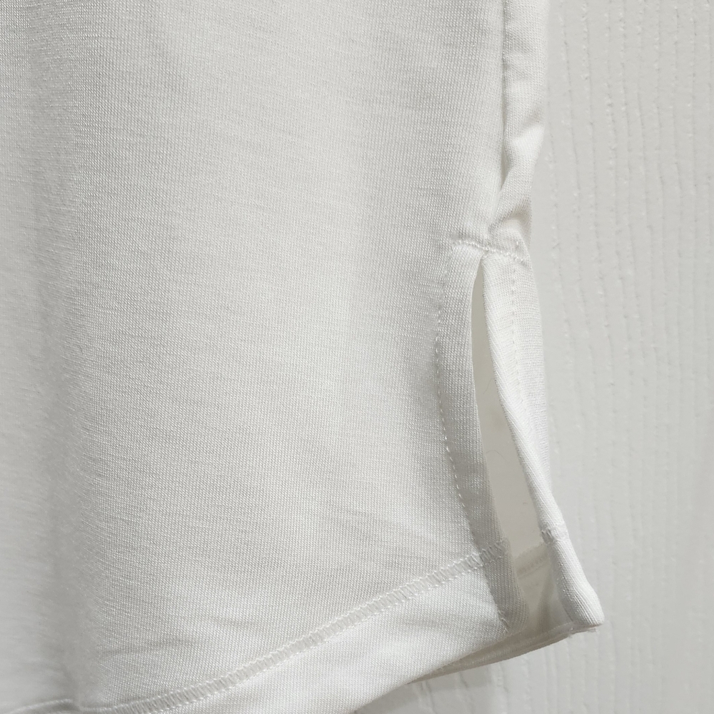 Athleta Essential V-Neck Top Medium - image 6